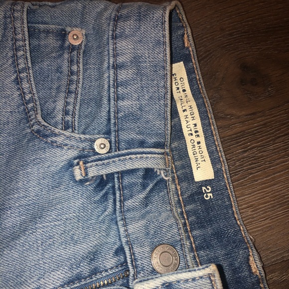 The Gap denim shorts - Picture 2 of 4